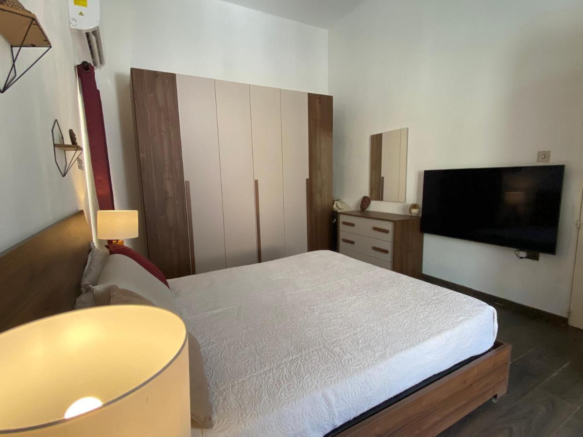 Blue Waters Town House Apartment Tarxien Bagian luar foto